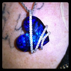 A heart of the ocean sapphire necklace.